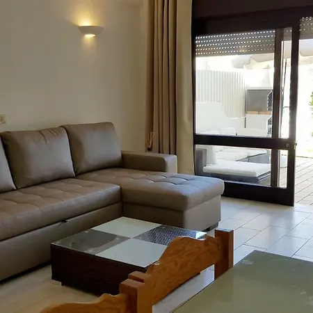 Magnific With A Cozy Garden, 5 Minutes To The Apartamento *